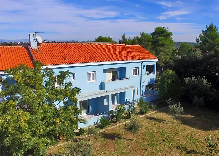 Sara Apartments