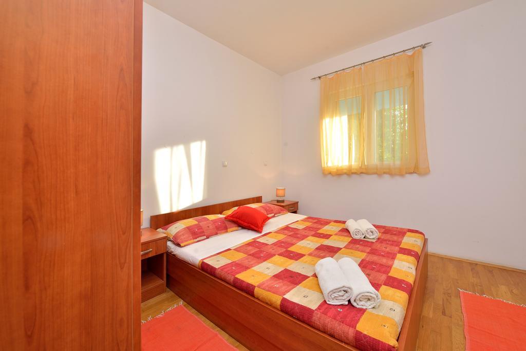 Apartment Sara