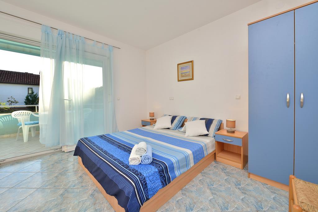 Sara Apartment Petrcane