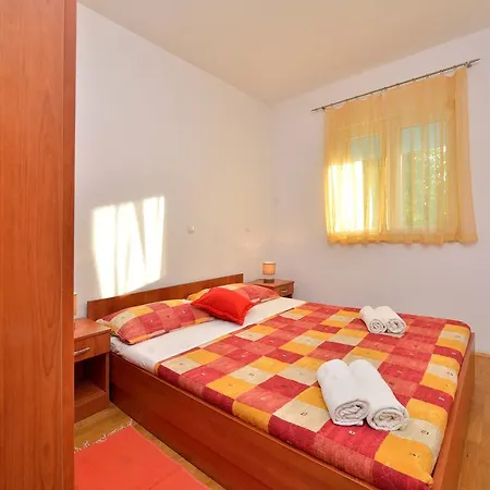 Sara Apartments Petrcane Room photo