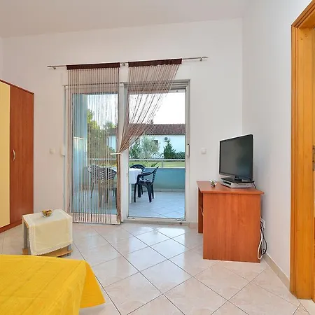 Sara Apartments Petrcane Room photo